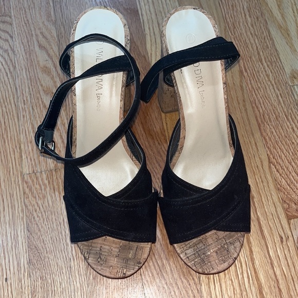 Black Platform Cork Heels - Picture 3 of 5